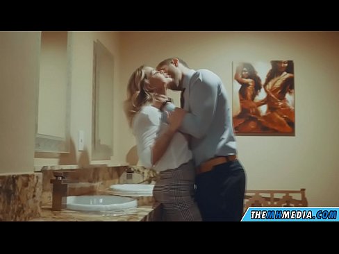 ❤️ Kad krūtiska blondīne pavedina tevi publiskā tualetē ️❌ Kvalitatīvs porno pie porno lv.porn-mz.ru ❌️❤